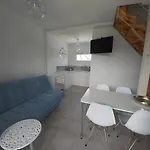 Poprzeczna 7