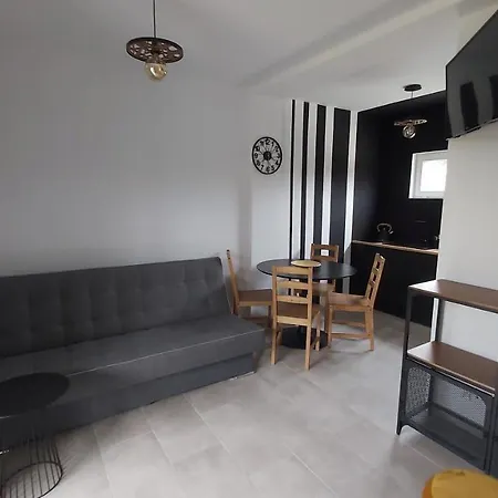 Poprzeczna 7 * Sarbinowo