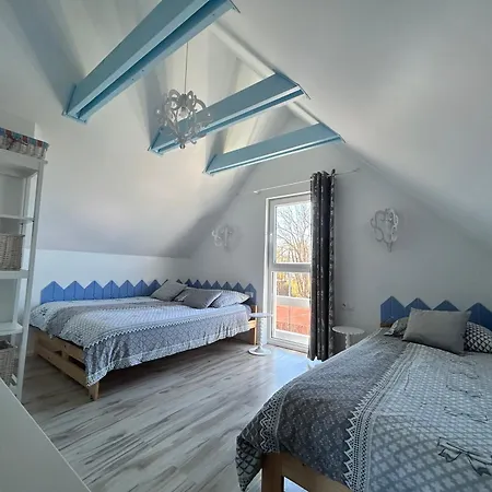 Poprzeczna 7 *